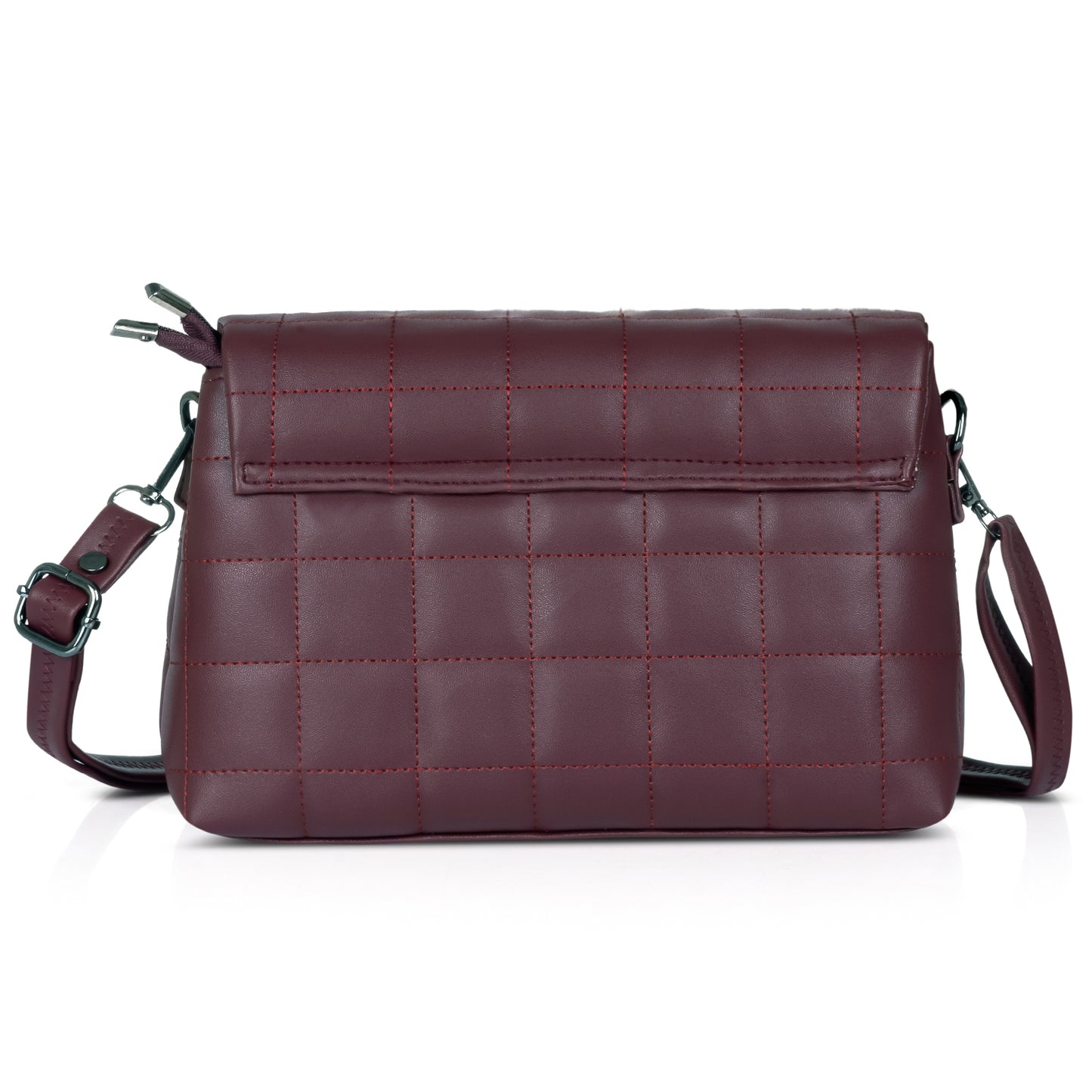 Black quilted shoulder bag with gold hardware, ideal for sophisticated outfits.